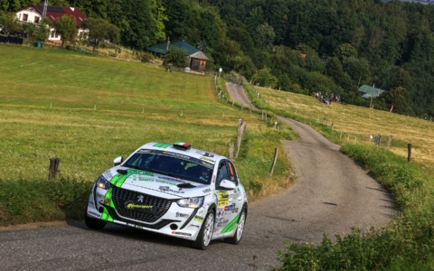 Auto fuori strada al Rally di Pico, muore spettatore 75enne