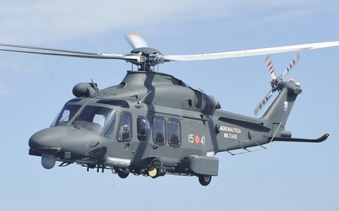 36enne americana cade in un dirupo durante un’escursione, recuperata da un elicottero dell’esercito