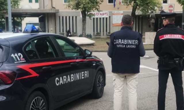 Documento sui rischi non aggiornato e un lavoratore in “nero”, due aziende sospese nel Trevigiano