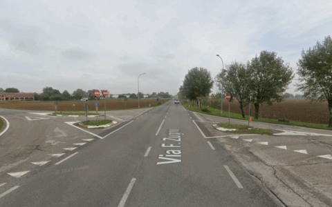 Incidente tra una Peugeot 307 e una moto BMW, lesione alla gamba destra per un 49enne: amputato il piede
