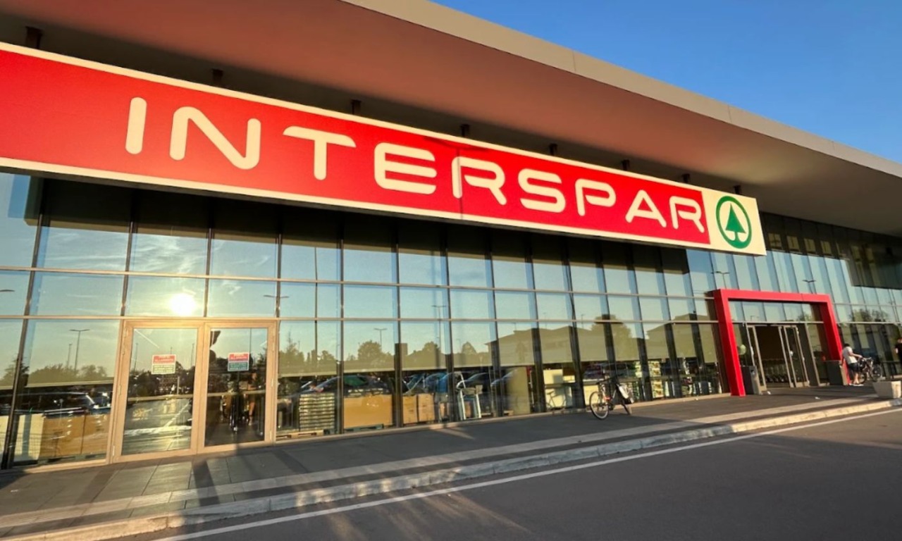 Individuati e denunciati gli autori di due furti nei supermercati “Interspar”
