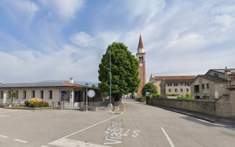Rissa durante i festeggiamenti rionali a Sernaglia della Battaglia, 39enne ferito grave