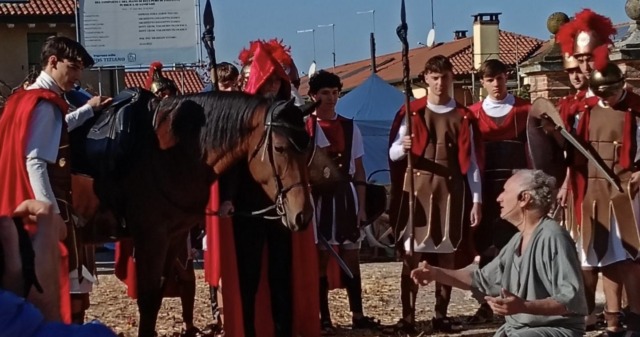 Sambughè celebra San Martino: grande successo per la rievocazione storica
