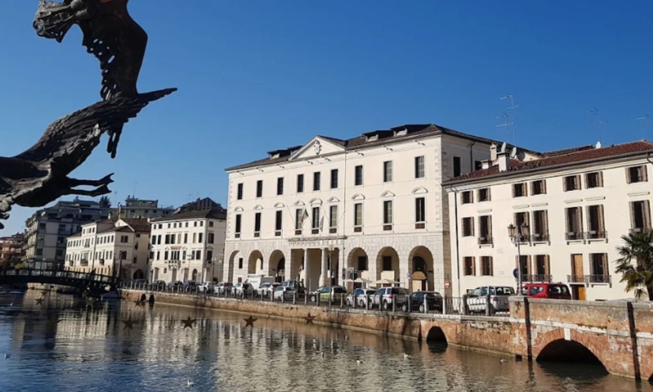 Dopo quasi un anno dall’allagamento, gli studenti di Giurisprudenza tornano al San Leonardo