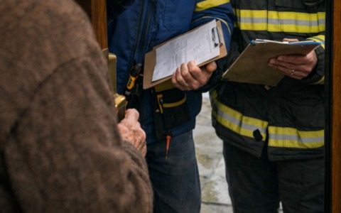 80enne sventa la truffa di un finto tecnico del gas e un finto vigile del fuoco ad Altivole