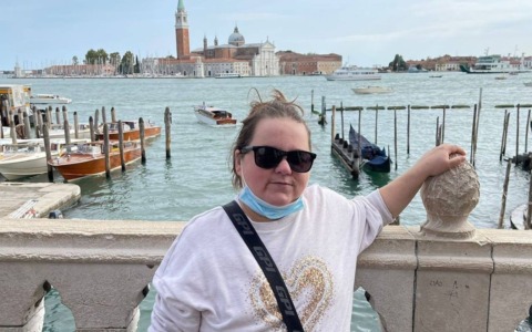 Gloria De Lazzari uccisa a Manchester, la madre ricoverata per un malore