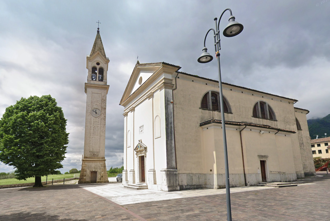 Paura durante la Messa a Fietta: corista colta da malore nel soppalco