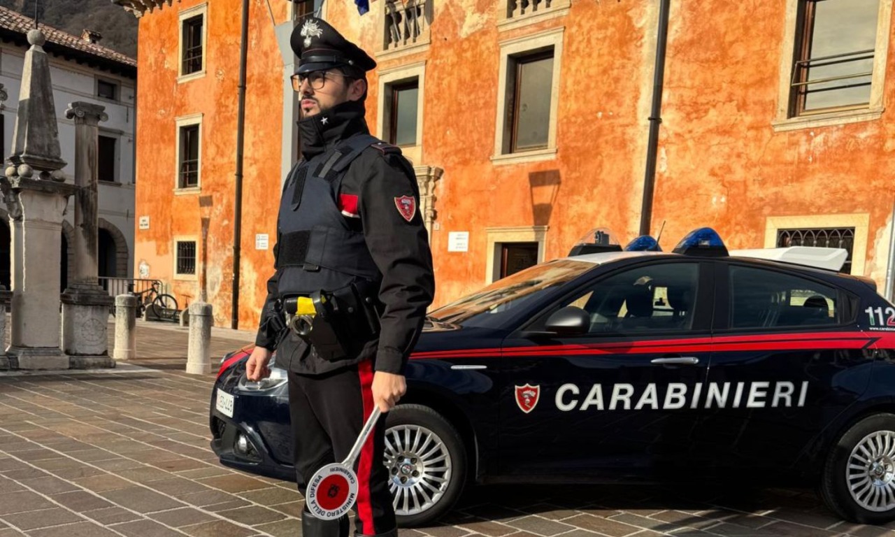 Vittorio Veneto, tre tentati furti nei bar del centro: identificato il presunto responsabile