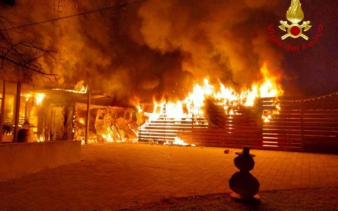 Incendio nei locali di un club sportivo a Resana