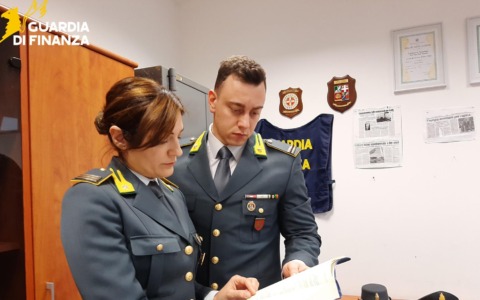 Frode fiscale nel tessile a Treviso: sequestri per 10 milioni a cinque imprenditori cinesi