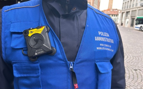 Aggressioni sugli autobus a Treviso: arrivano le body-cam per i controllori dei biglietti MOM