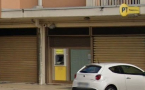 Fallito nella notte un assalto esplosivo al Postamat di Chiarano