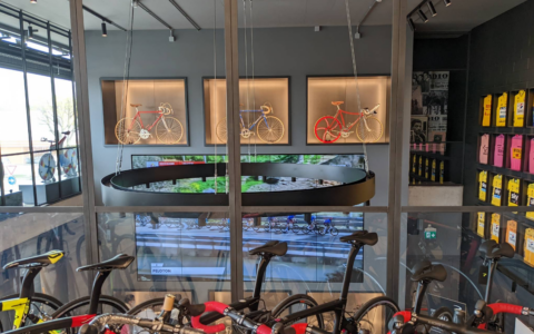 Sventato furto in un negozio di bici a Villorba: volevano usare il tir come ariete